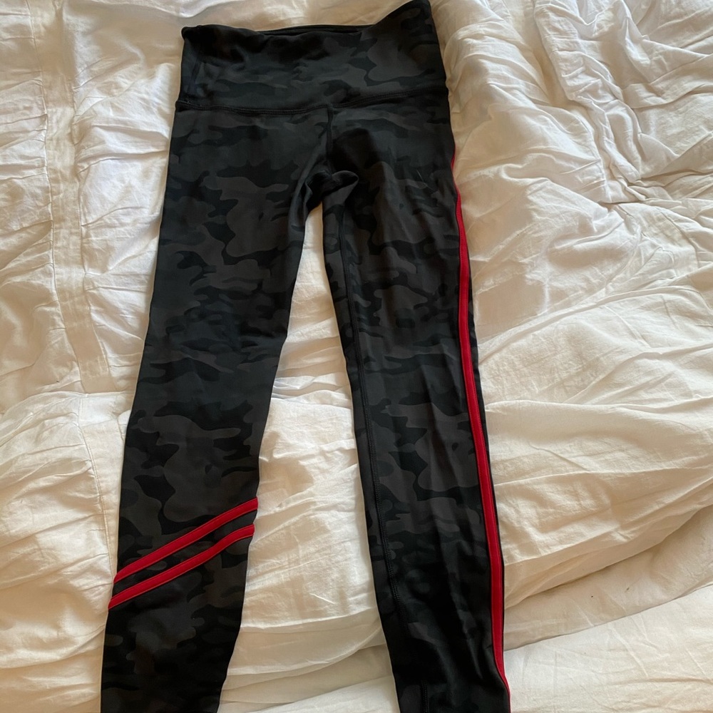 Black camouflage leggings
